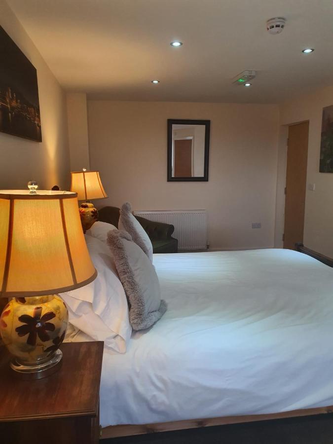 The Garden Bar Rooms Baildon Экстерьер фото